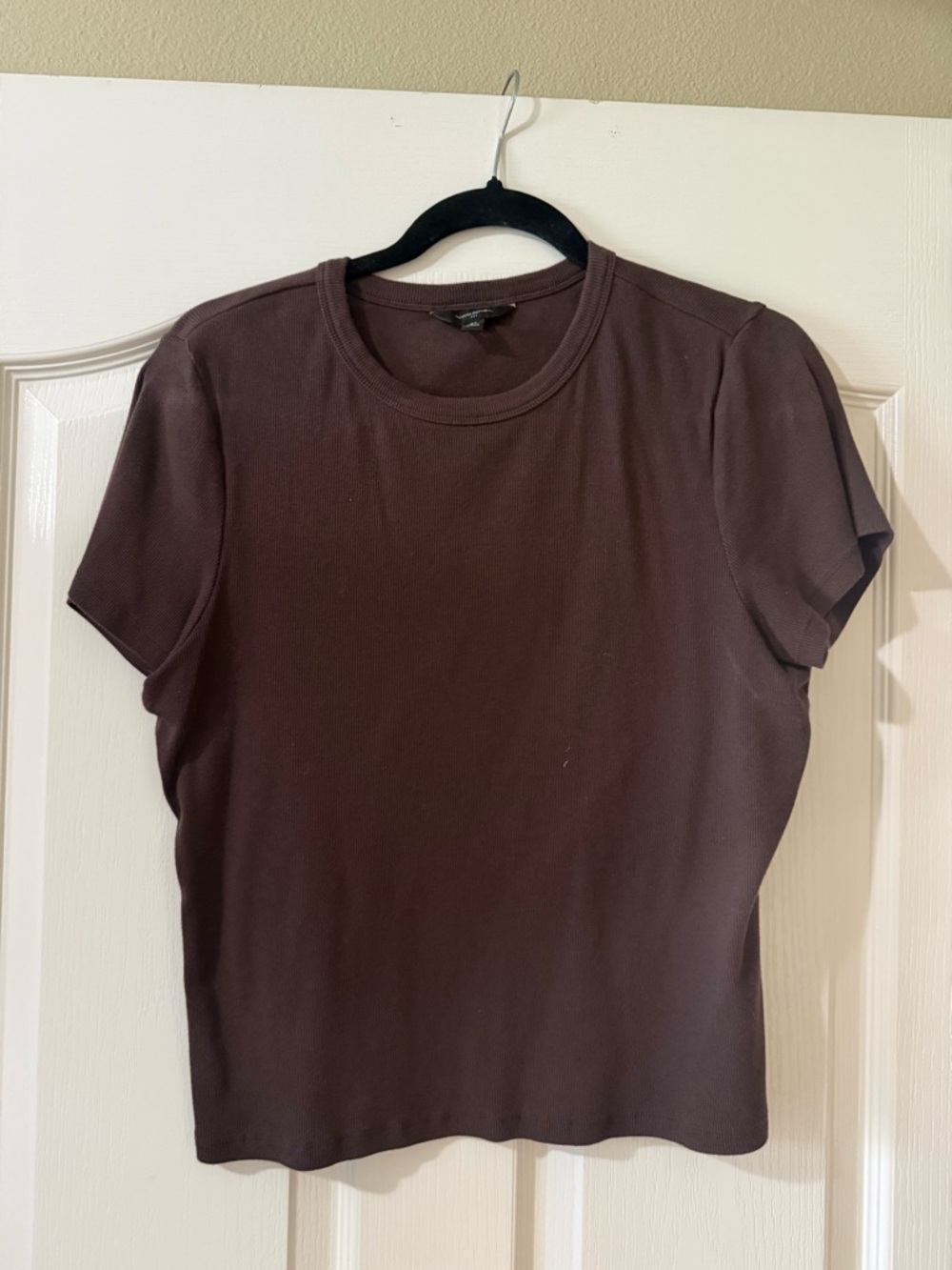 Banana Republic Dark Brown Crewneck Short Sleeve Tee